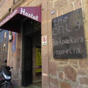 Гостиница The Only Backpackers Morelia  Морелия